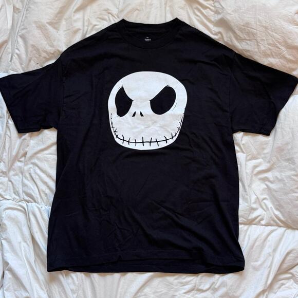 Nightmare before christmas graphic tee sz XL emo goth hot topic  y2k casual - Picture 1 of 6